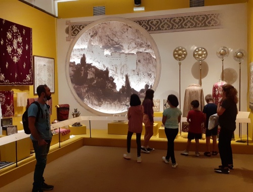 Βιωματική ξενάγηση στο Μουσείο Μπενάκη για τα παιδιά της Αγκαλιάς (2022)