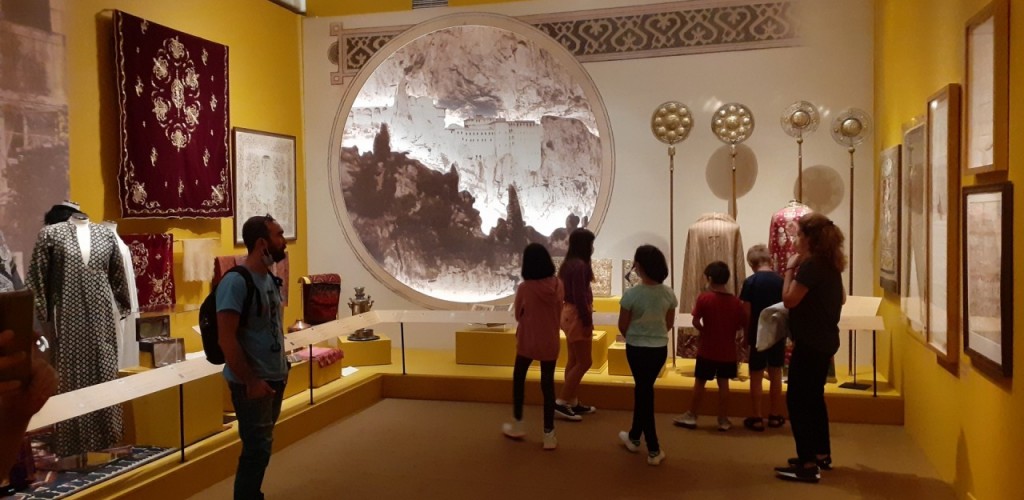 Βιωματική ξενάγηση στο Μουσείο Μπενάκη για τα παιδιά της Αγκαλιάς (2022)
